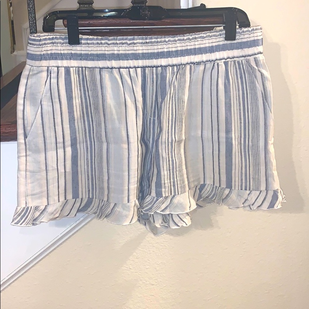 High waisted Striped flowy shorts